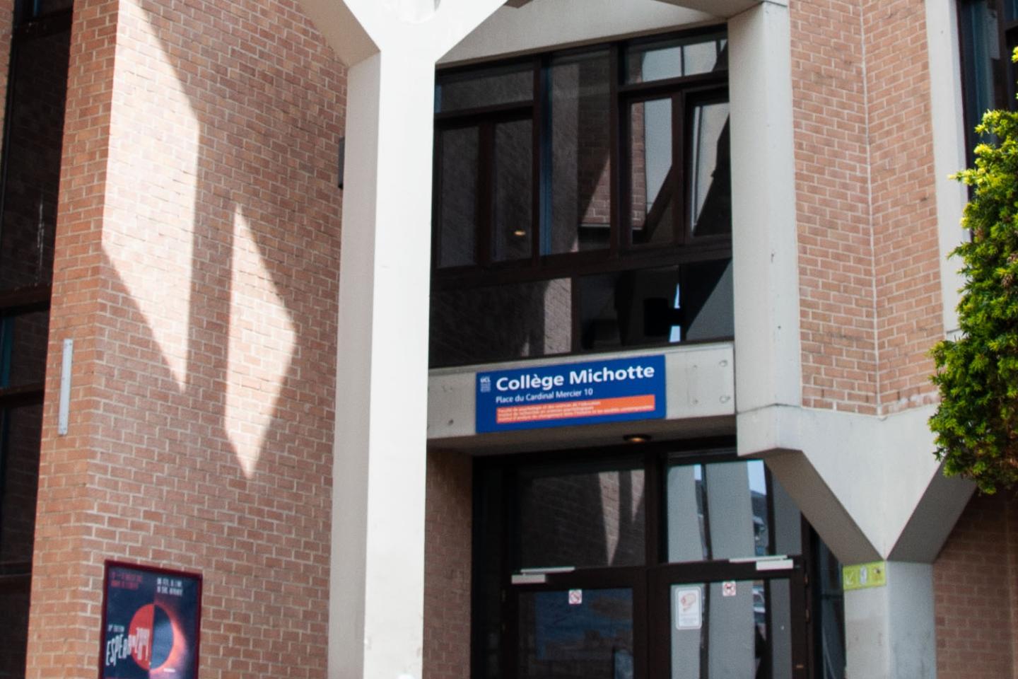 image d'illustration pour la FAQ Existe-t-il un <b>master en psychologie en horaire décalé</b> à l'UCLouvain ?